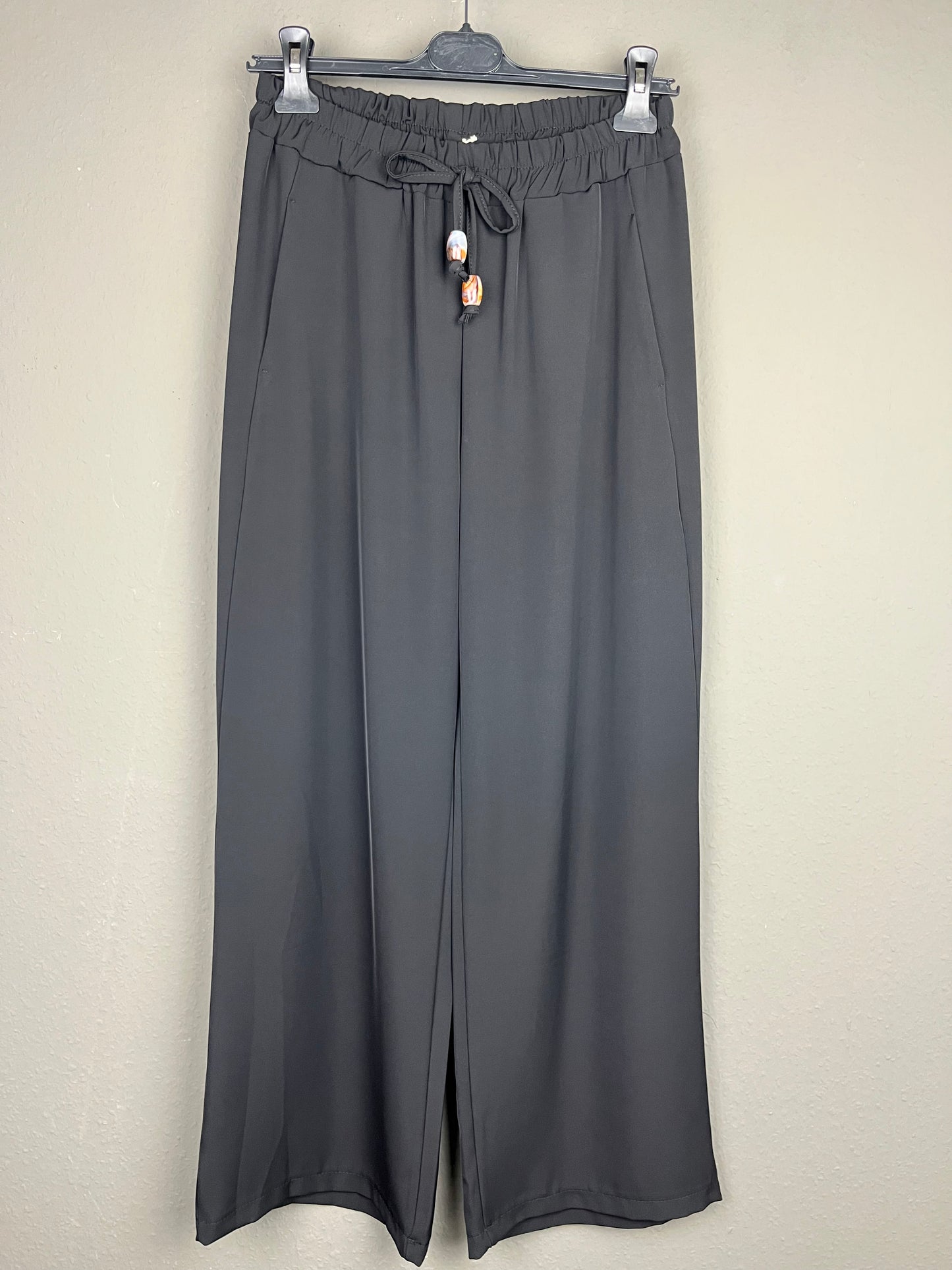 Stoffhose mit geradem Bein