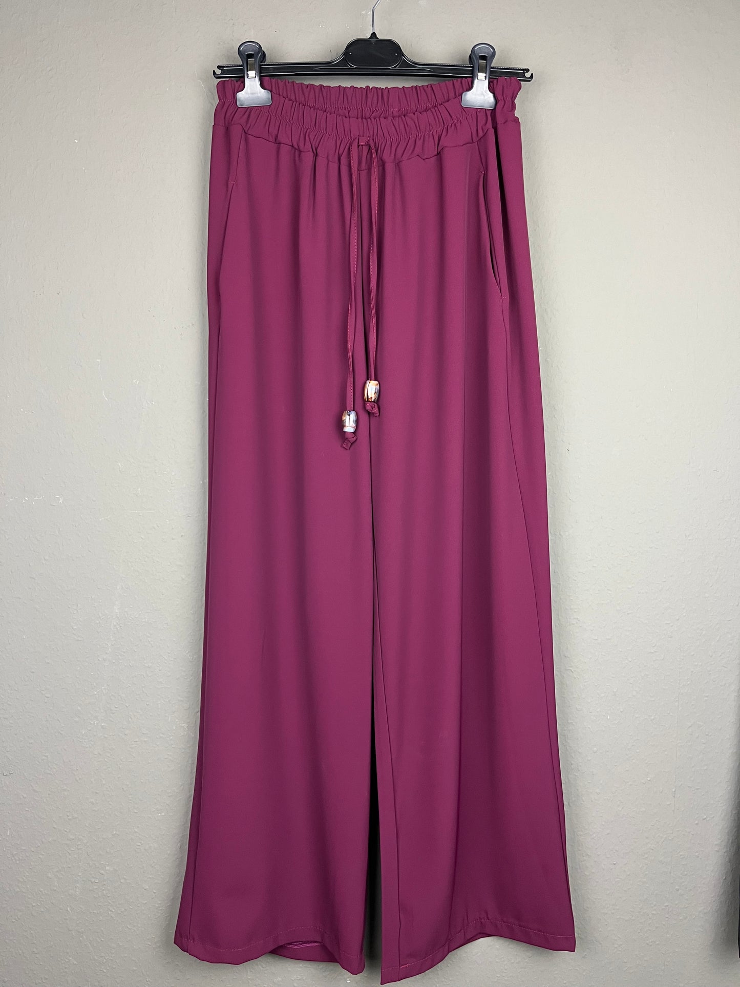 Stoffhose mit geradem Bein