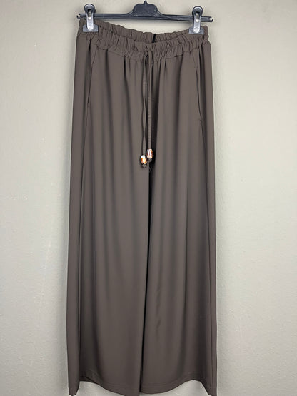 Stoffhose mit geradem Bein