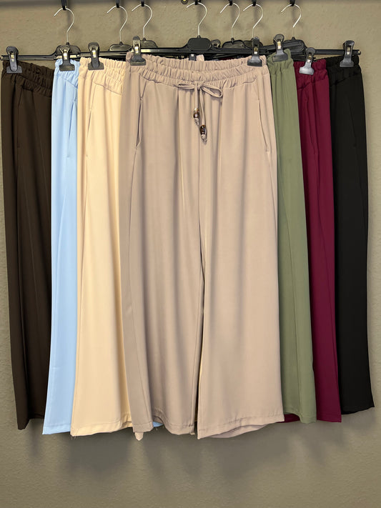 Stoffhose mit geradem Bein